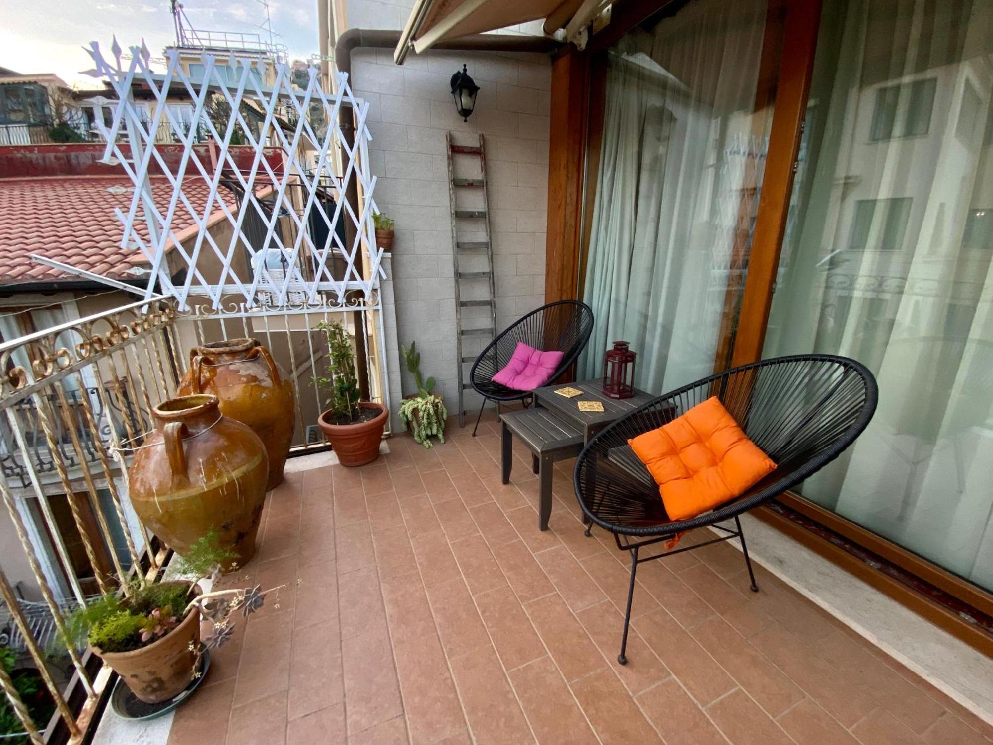 Sole Apartment Taormina Luaran gambar